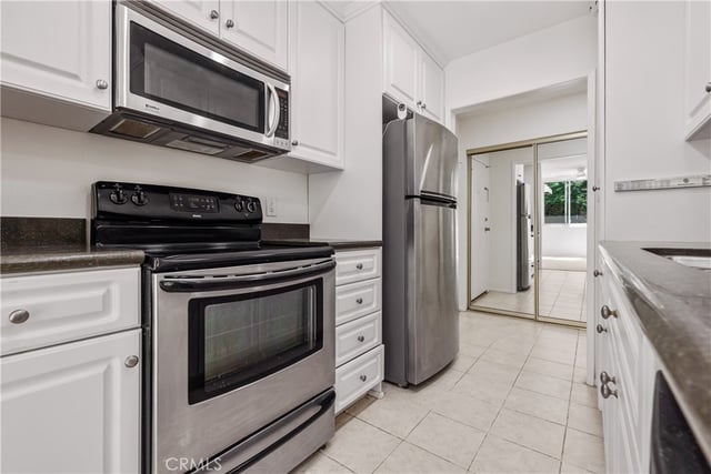 28121 Highridge 211, Rancho Palos Verdes, CA 90275 — photo 6 of 46