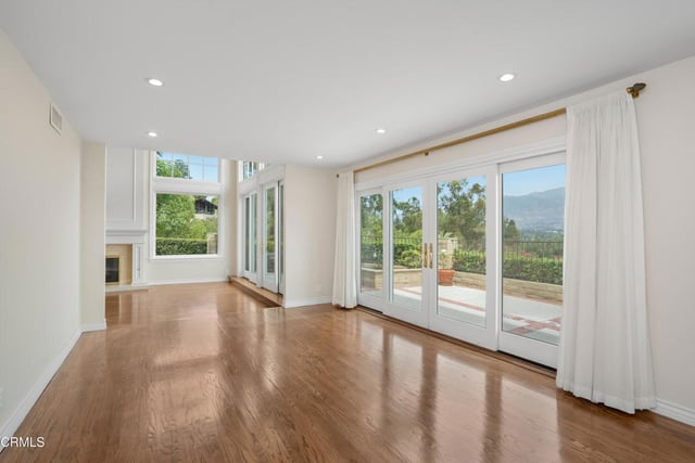 1095 Linda Glen Drive, Pasadena, CA 91105 — photo 14 of 61