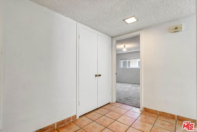 6760 Hillpark Drive 408, Los Angeles, CA 90068 — photo 14 of 35