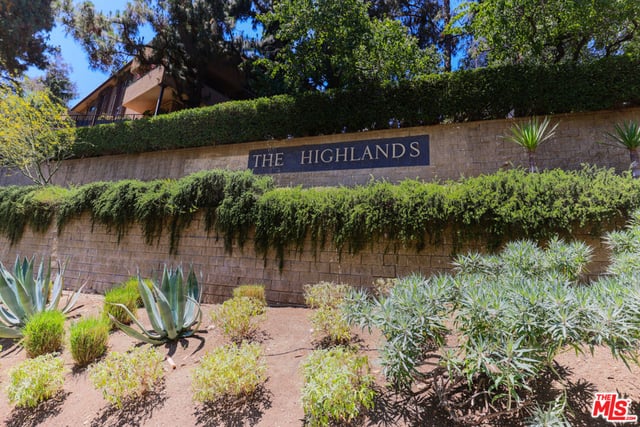 6760 Hillpark Drive 408, Los Angeles, CA 90068 — photo 29 of 35