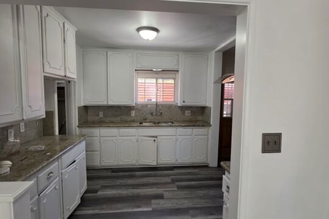 611 W 109th Street, Los Angeles, CA 90044 — photo 17 of 31