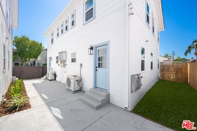5317 Saturn Street, Los Angeles, CA 90019 — photo 36 of 48