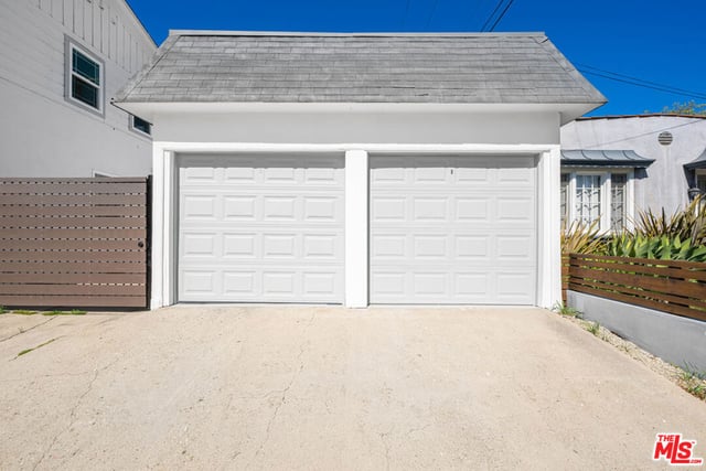 5317 Saturn Street, Los Angeles, CA 90019 — photo 38 of 48