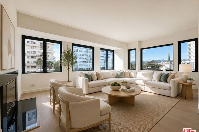 10520 Wilshire Boulevard 701, Los Angeles, CA 90024 — photo 2 of 33