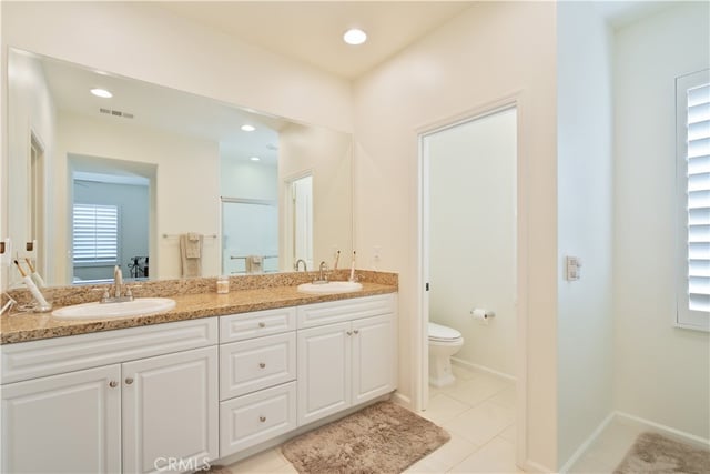 21737 Propello, Saugus, CA 91350 — photo 17 of 38