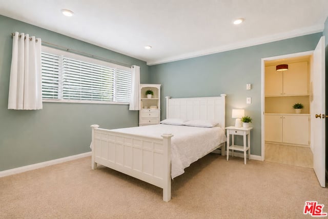 404 San Vicente Boulevard 204, Santa Monica, CA 90402 — photo 12 of 14