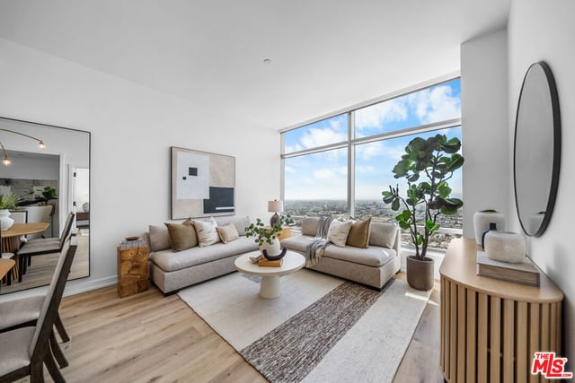 900 W Olympic Boulevard 27D, Los Angeles, CA 90015 — photo 17 of 36