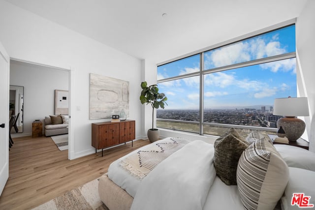 900 W Olympic Boulevard 27D, Los Angeles, CA 90015 — photo 22 of 36