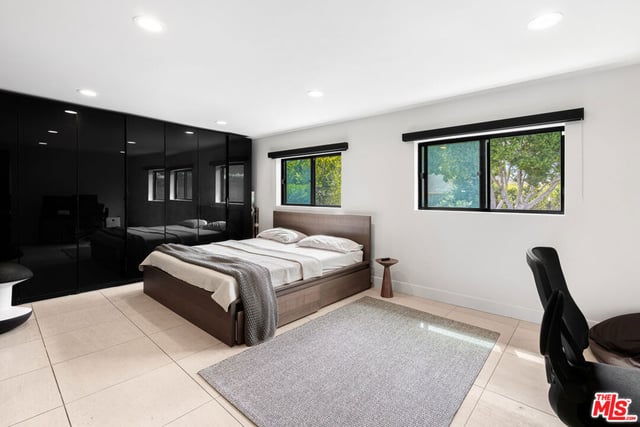 2052 Stradella Road, Los Angeles, CA 90077 — photo 19 of 35