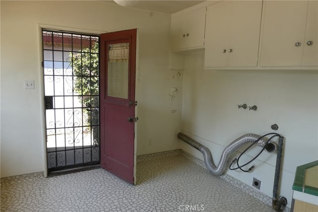 7927 Kentwood Avenue, Los Angeles, CA 90045 — photo 30 of 54