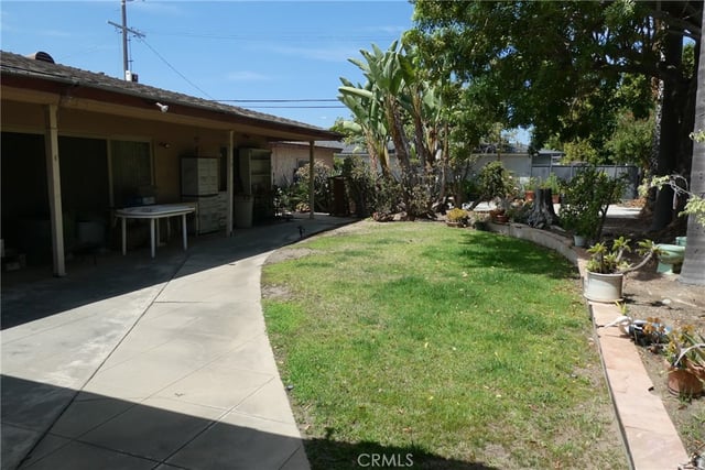 7927 Kentwood Avenue, Los Angeles, CA 90045 — photo 34 of 54