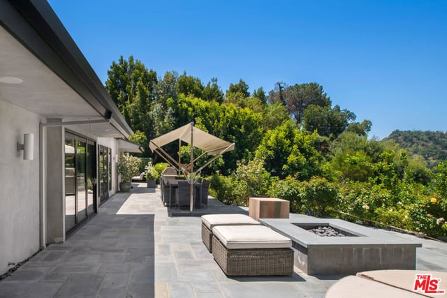 3035 Lake Glen Drive, Beverly Hills, CA 90210 — photo 18 of 41
