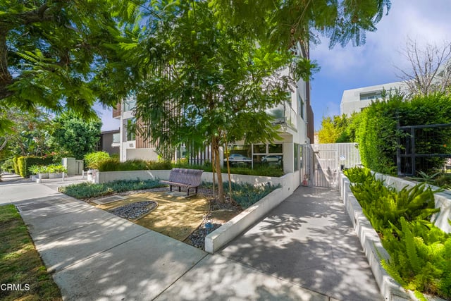 1345 Havenhurst Drive 16, Los Angeles, CA 90046 — photo 40 of 40