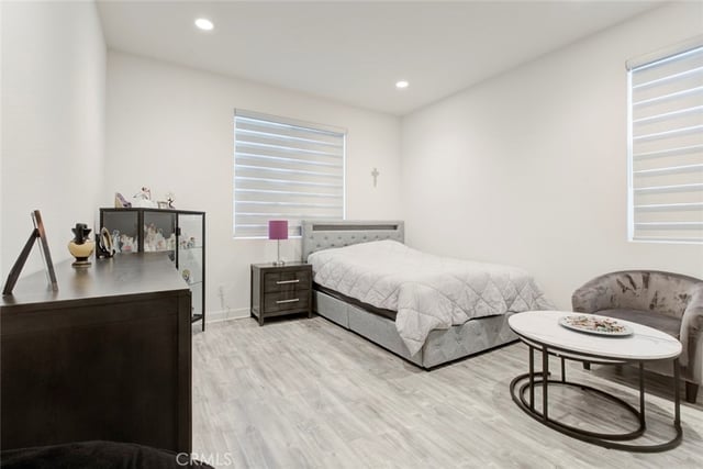 28619 Bloom, Saugus, CA 91350 — photo 41 of 75