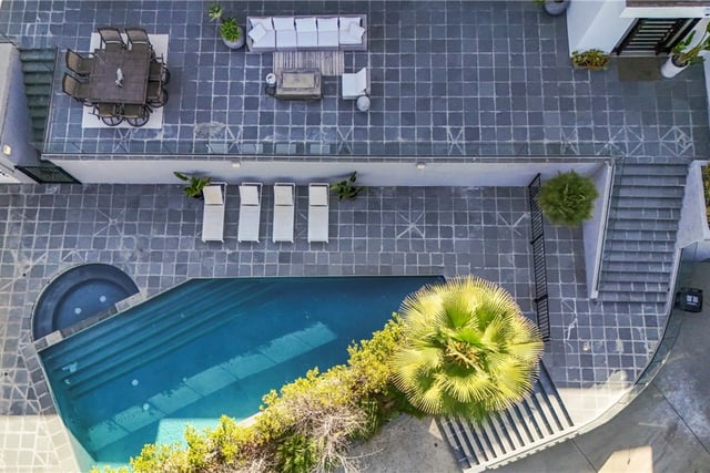 12148 Travis, Los Angeles, CA 90049 — photo 2 of 70