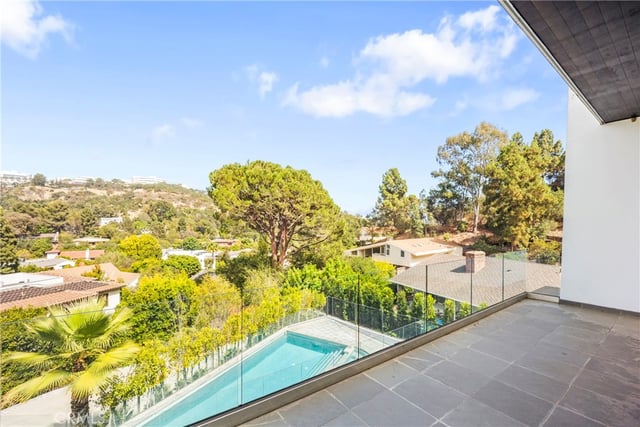 12148 Travis, Los Angeles, CA 90049 — photo 50 of 70
