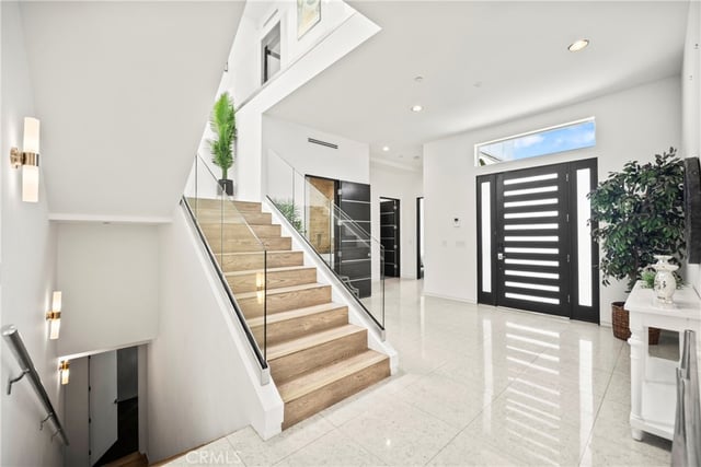 12148 Travis, Los Angeles, CA 90049 — photo 59 of 70