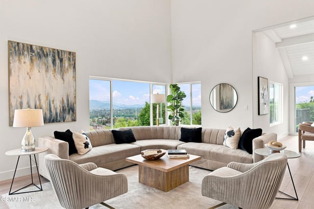 6022 Cielo Vista Court, Camarillo, CA 93012 — photo 10 of 50