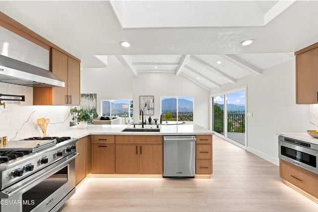 6022 Cielo Vista Court, Camarillo, CA 93012 — photo 19 of 50