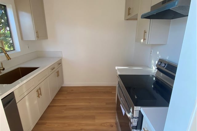 933 N Cedar 14, Inglewood, CA 90302 — photo 4 of 15