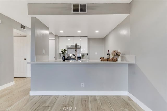 12601 Van Nuys Boulevard 104, Pacoima, CA 91331 — photo 7 of 22