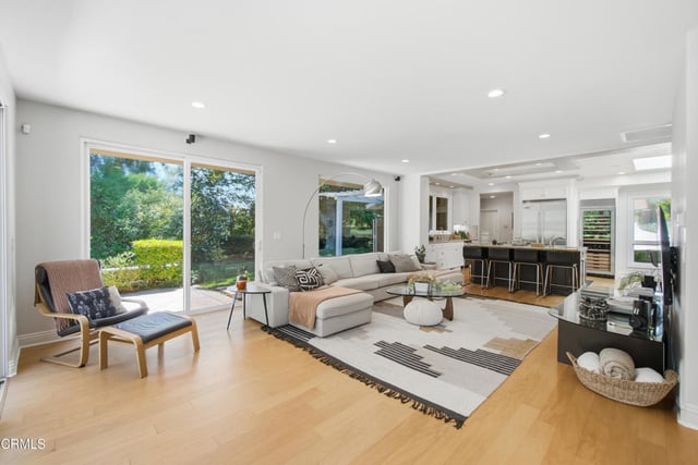 125 Vientos Road, Camarillo, CA 93010 — photo 11 of 66