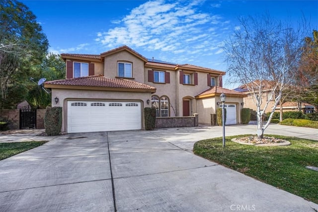 40939 Woodshire Drive, Palmdale, CA 93551 — photo 4 of 44