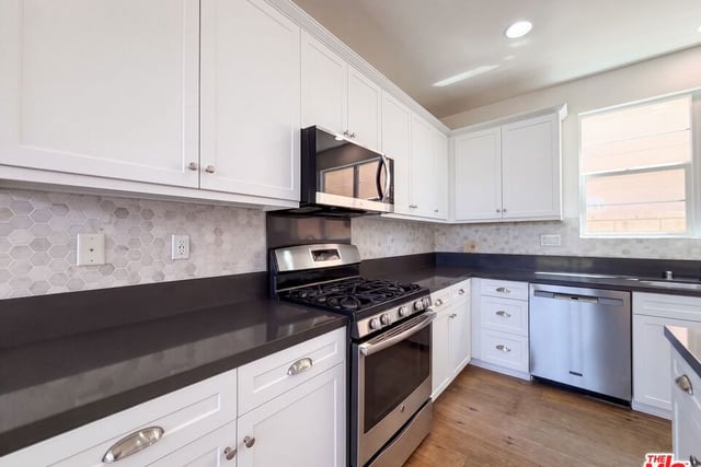 21981 Propello Drive, Santa Clarita, CA 91350 — photo 9 of 29