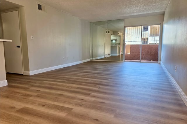 200 S Reno 102, Los Angeles, CA 90057 — photo 10 of 26