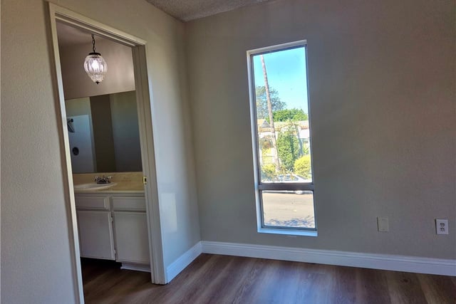 200 S Reno 102, Los Angeles, CA 90057 — photo 21 of 26