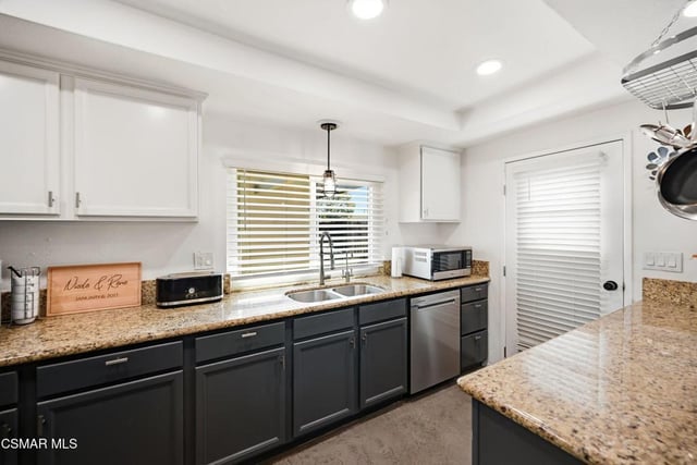 852 Verna Avenue, Newbury Park, CA 91320 — photo 11 of 39