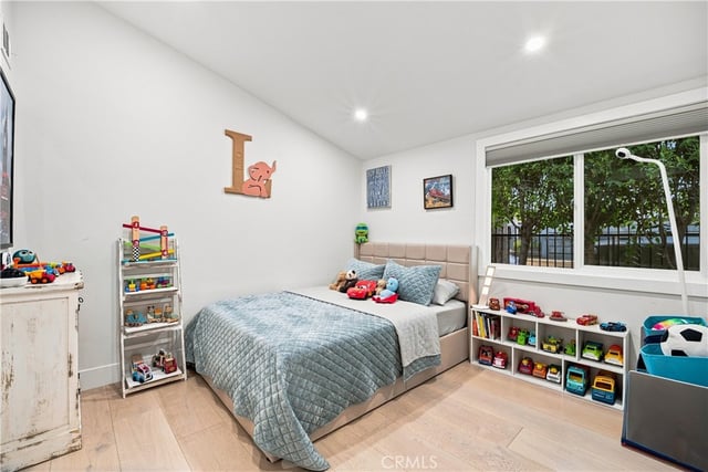 19705 Hamlin Street, Woodland Hills, CA 91367 — photo 18 of 29