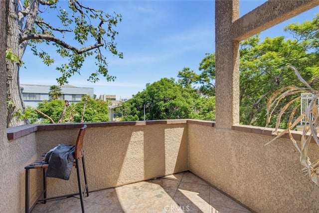 1639 Camden Avenue 301, Los Angeles, CA 90025 — photo 13 of 22