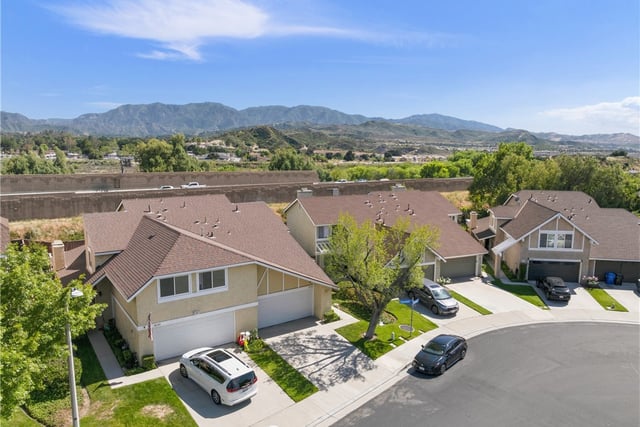 16722 Shinedale Drive, Canyon Country, CA 91387 — photo 2 of 27