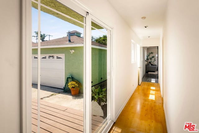 4747 Berryman Avenue, Culver City, CA 90230 — photo 16 of 30