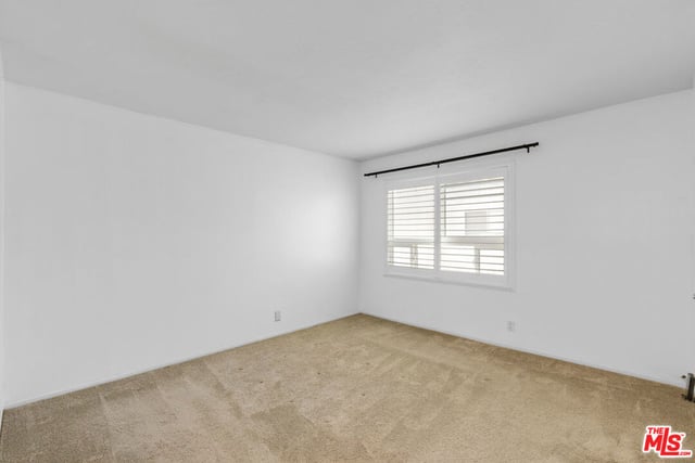 18411 Hatteras Street 246, Tarzana, CA 91356 — photo 20 of 45