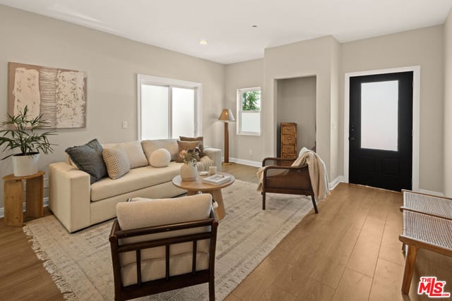 5922 Barton Avenue, Los Angeles, CA 90038 — photo 3 of 20