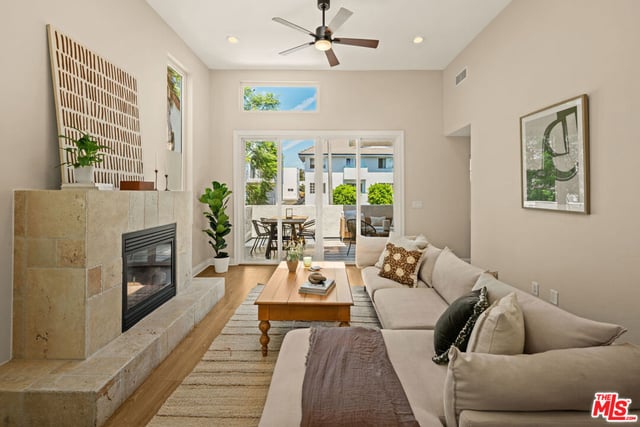 5922 Barton Avenue, Los Angeles, CA 90038 — photo 8 of 20