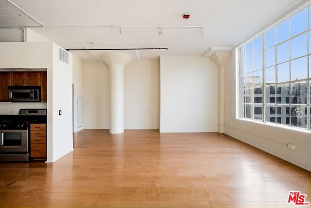 420 S San Pedro Street 509, Los Angeles, CA 90013 — photo 7 of 38