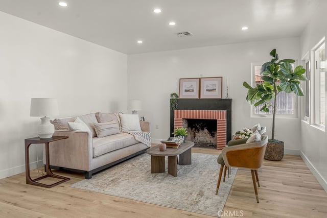 5419 S Rimpau, Los Angeles, CA 90043 — photo 13 of 39