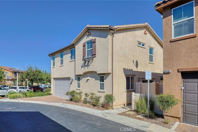 20509 Hazelnut Court, Saugus, CA 91350 — photo 2 of 38