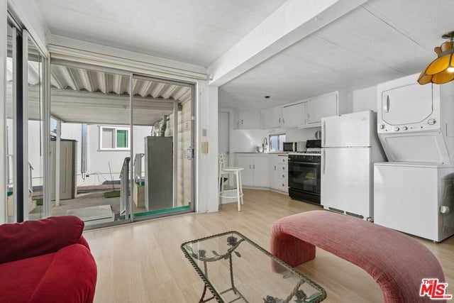 11250 Playa Street 43, Culver City, CA 90230 — photo 19 of 29