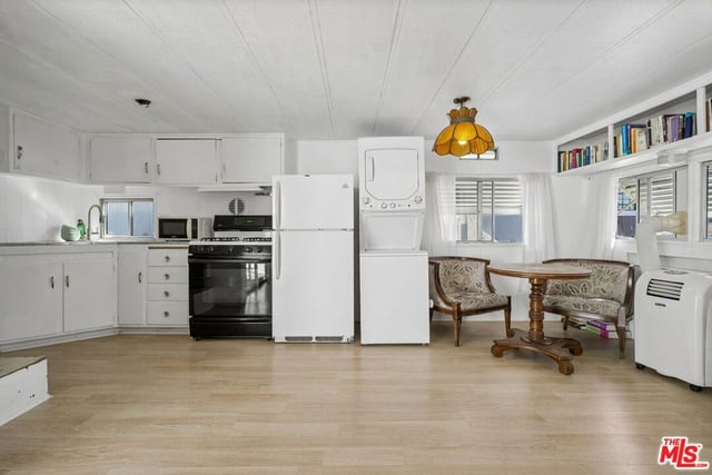 11250 Playa Street 43, Culver City, CA 90230 — photo 20 of 29