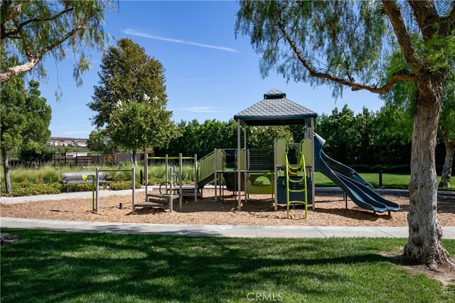 21716 Propello, Saugus, CA 91350 — photo 22 of 24