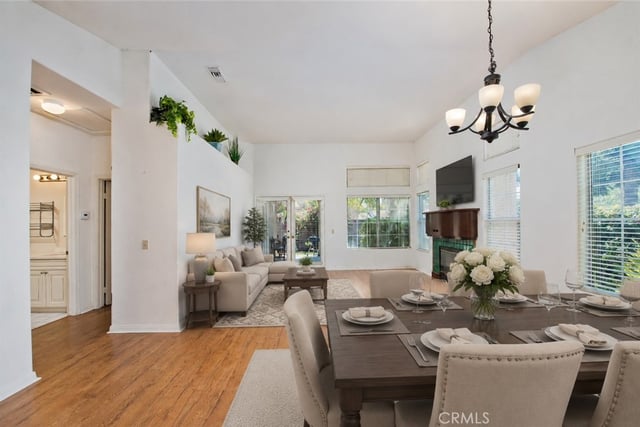 2464 Pleasant Grove Circle, Thousand Oaks, CA 91362 — photo 4 of 40