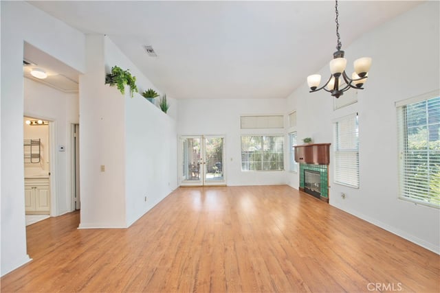 2464 Pleasant Grove Circle, Thousand Oaks, CA 91362 — photo 5 of 40