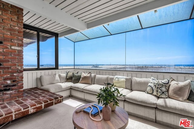 5317 Ocean Front Walk, Los Angeles, CA 90292 — photo 11 of 54