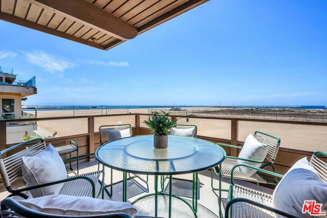 5317 Ocean Front Walk, Los Angeles, CA 90292 — photo 16 of 54