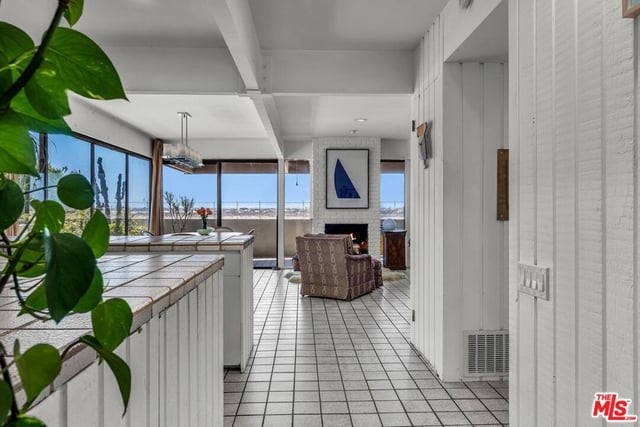 5317 Ocean Front Walk, Los Angeles, CA 90292 — photo 25 of 54