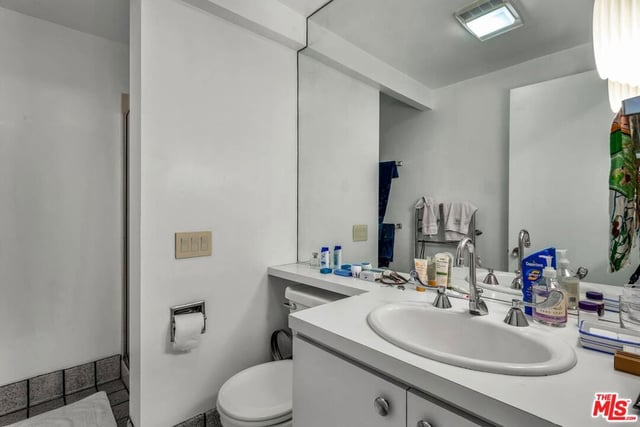 5317 Ocean Front Walk, Los Angeles, CA 90292 — photo 46 of 54